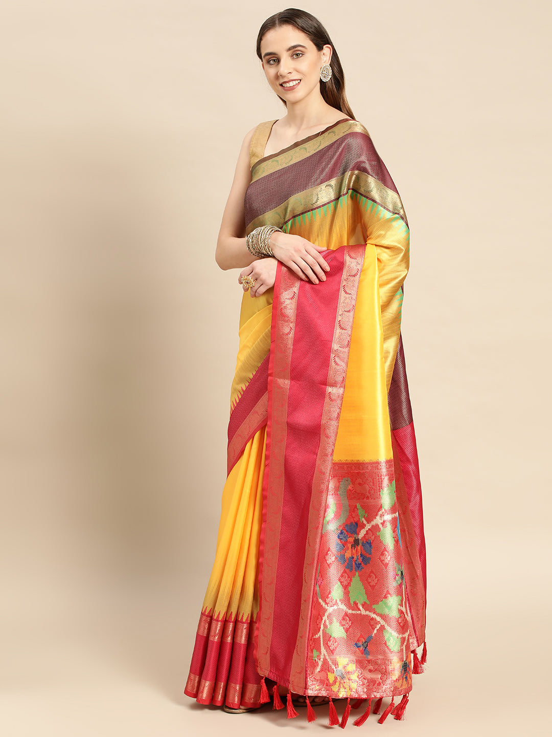 Ganga Jamuna Pattu Border Banarasi Soft Silk Saree