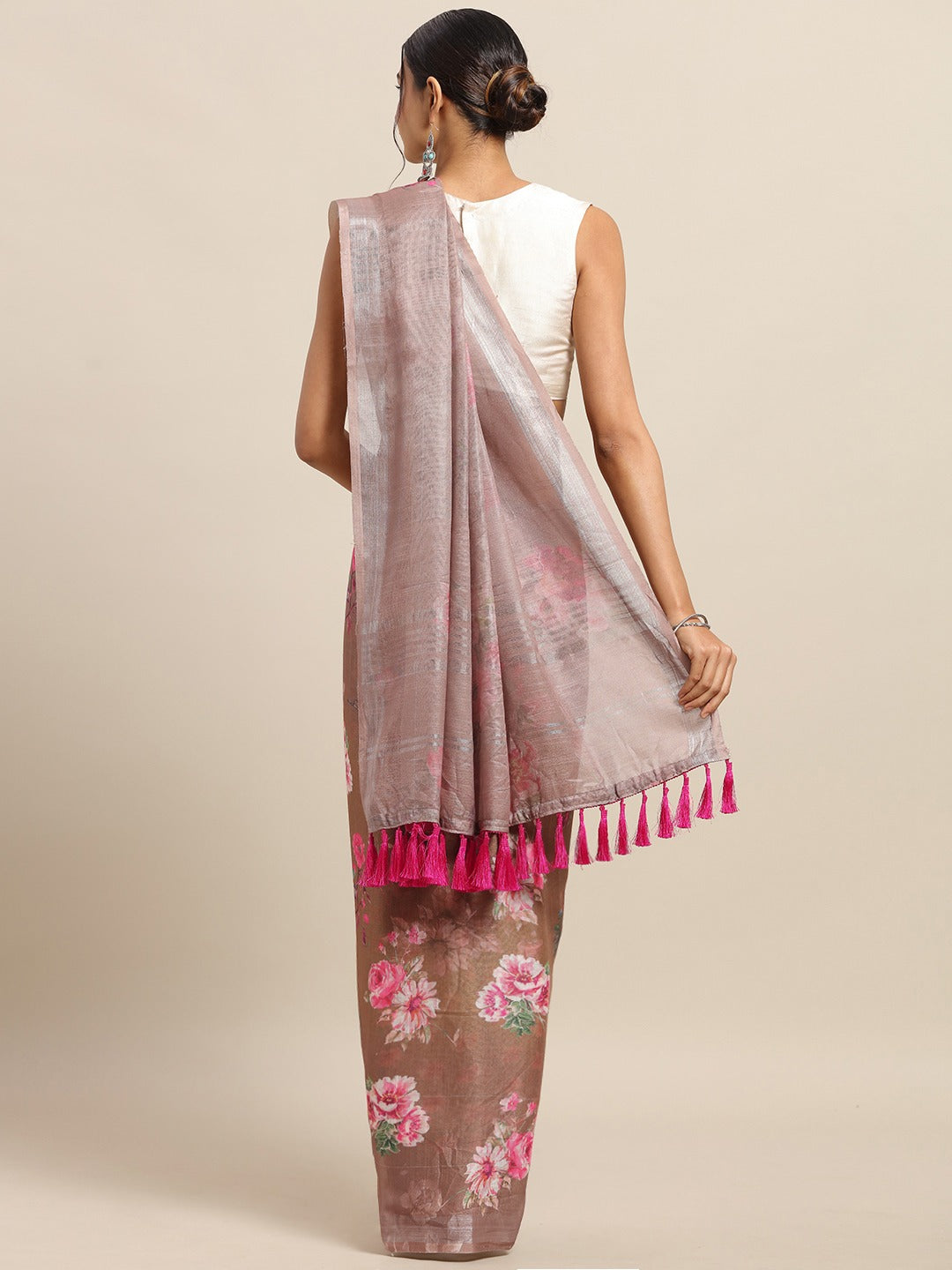 Soft Linen Flower Digital Print Sarees at Vastranand