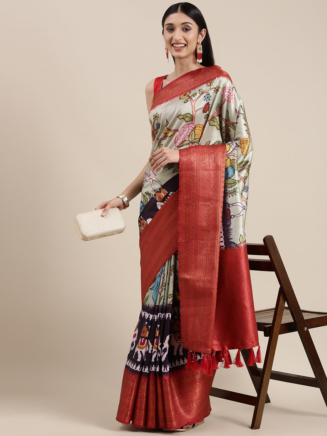 Latest Kanjivaram Zari Silk Saree With Ethnic Motifs Work