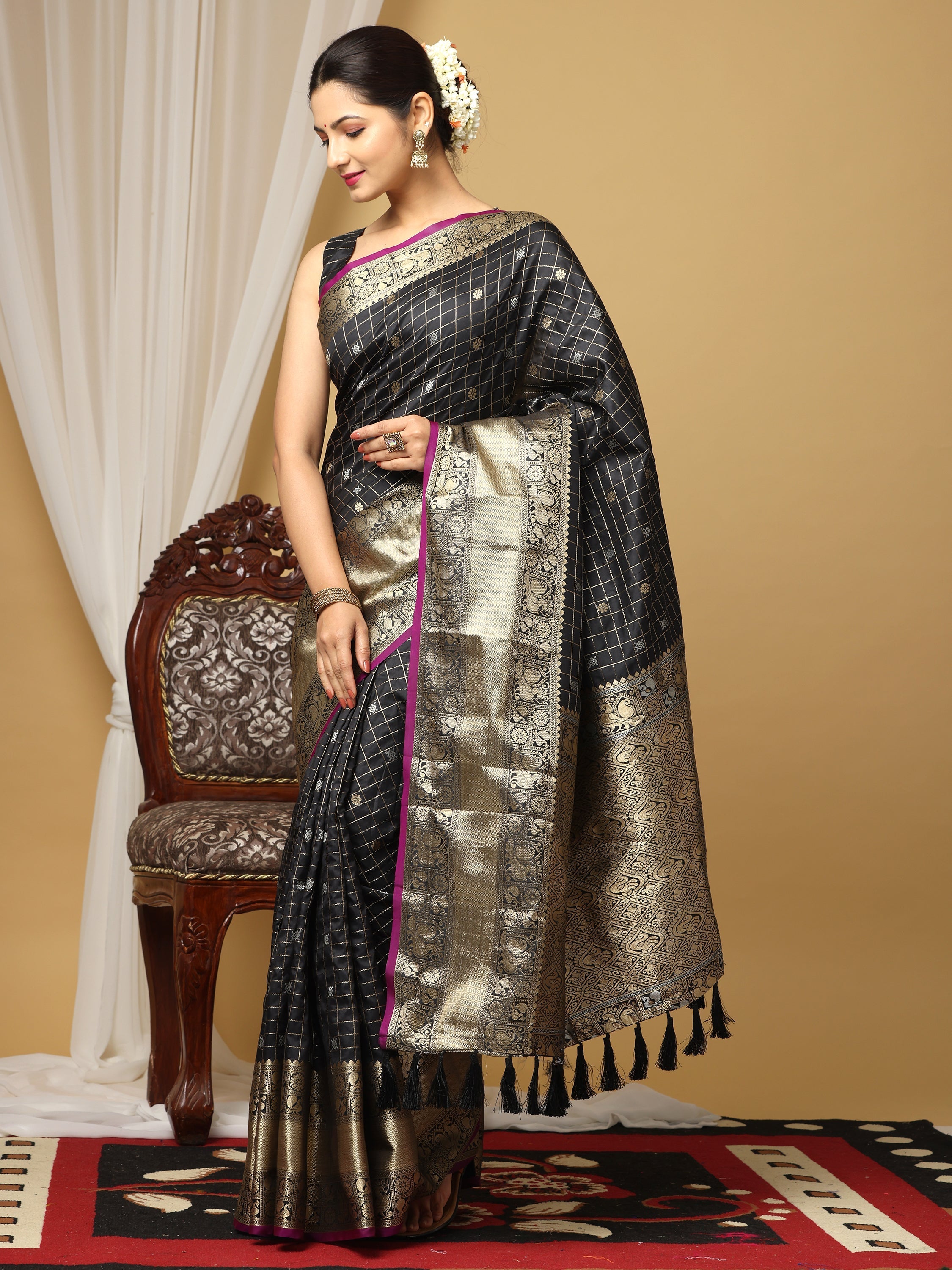  Soft Silk Woven Zari design Kanchi Banarasi Saree 