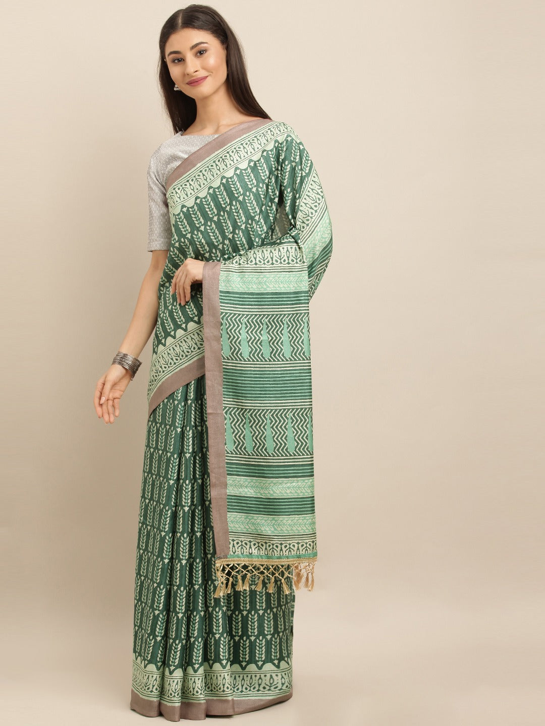  Green & Brown Colour Linen Blend Bagru Saree