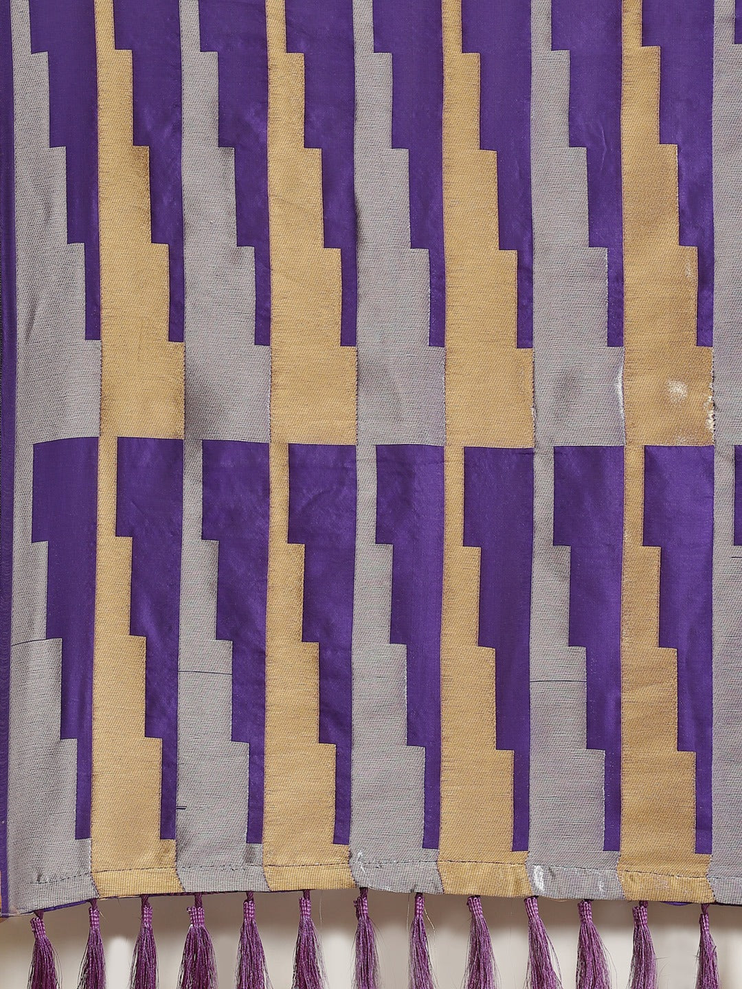 Stylish Purple Colour Banarasi Saree with Ethnic Motifs 