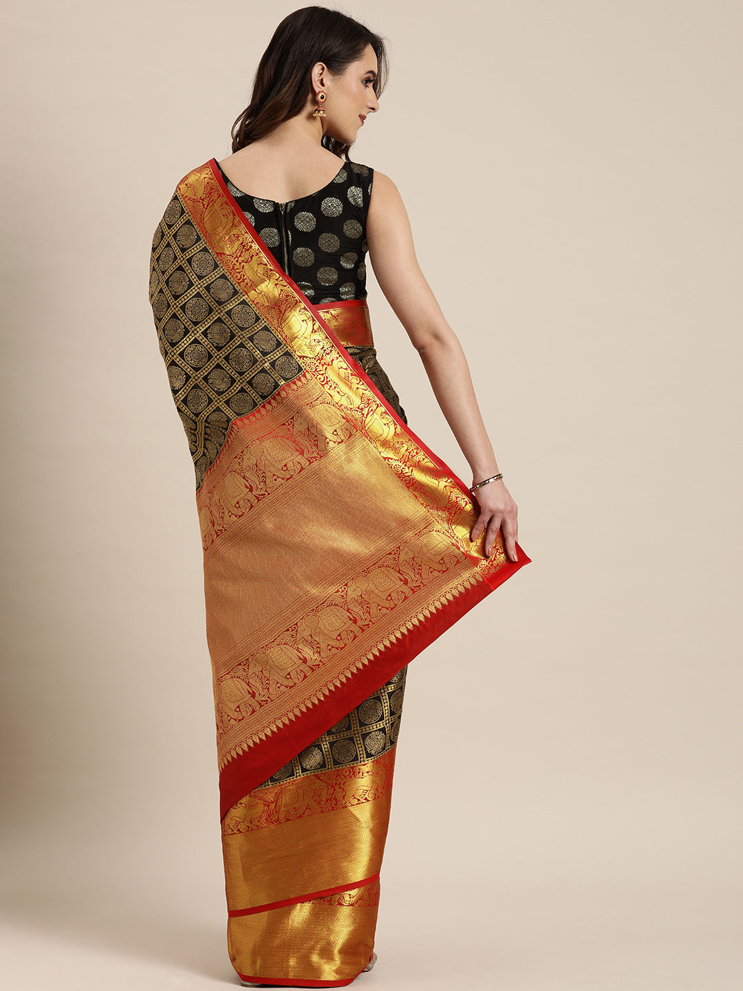 Stylish Kanjivaram Geometric Print Black Colour Silk Saree