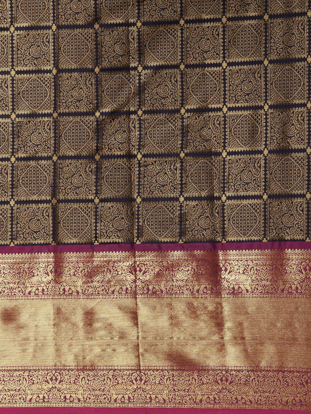 Kanjivaram Silk Saree With Checked Print in Navy Colour