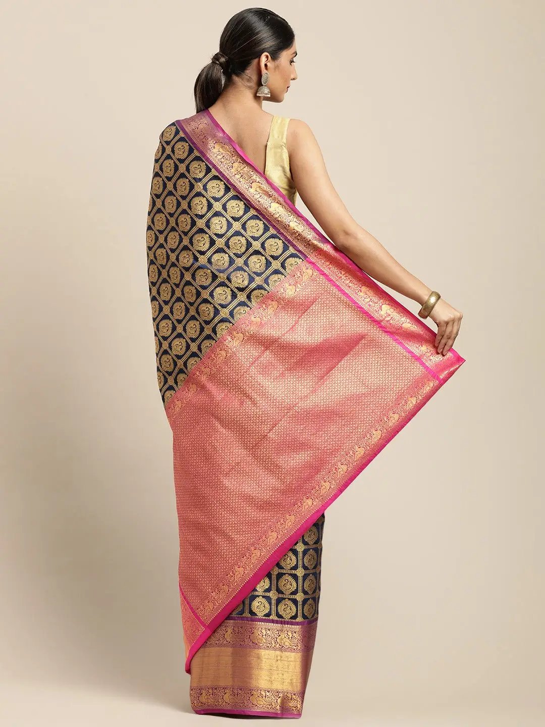 Banarasi Pattu Zari Motifs Saree