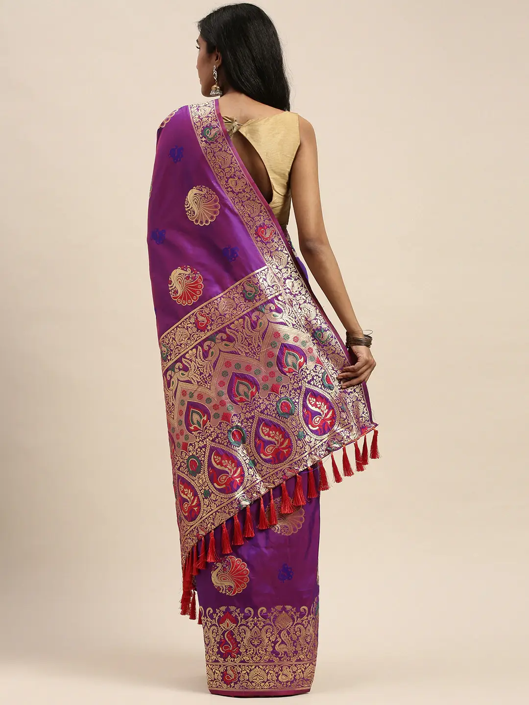  Silk Blend Woven Design Kanjeevaram Saree