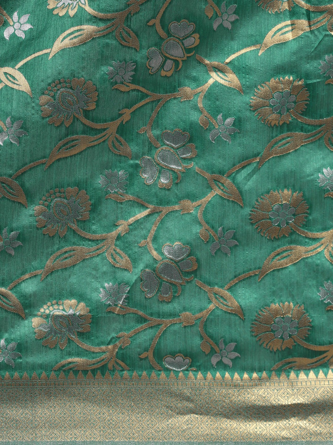 Exclusive Banarasi Green Colour Saree with Zari Border