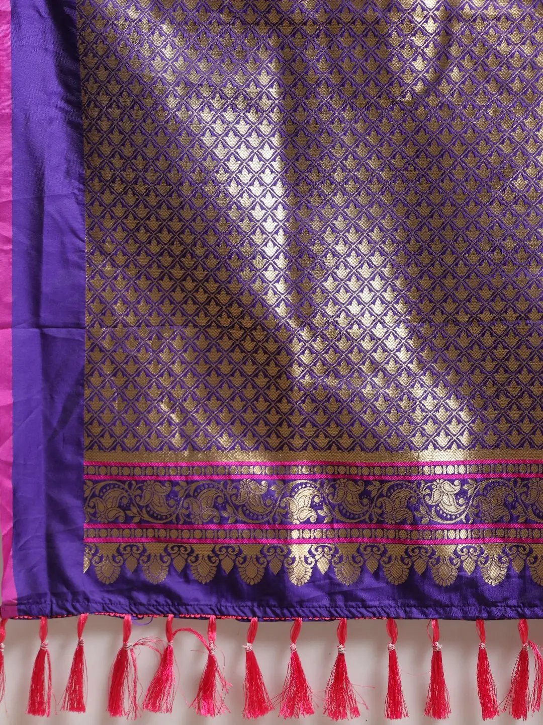 Stylish Purple Colour Banarasi Saree with Ethnic Motifs 