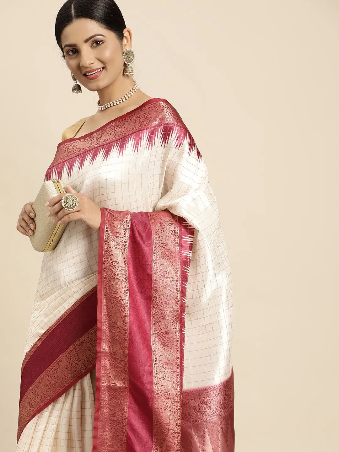  Banarasi Silk Gadwal Pattu Saree With Zari weaving