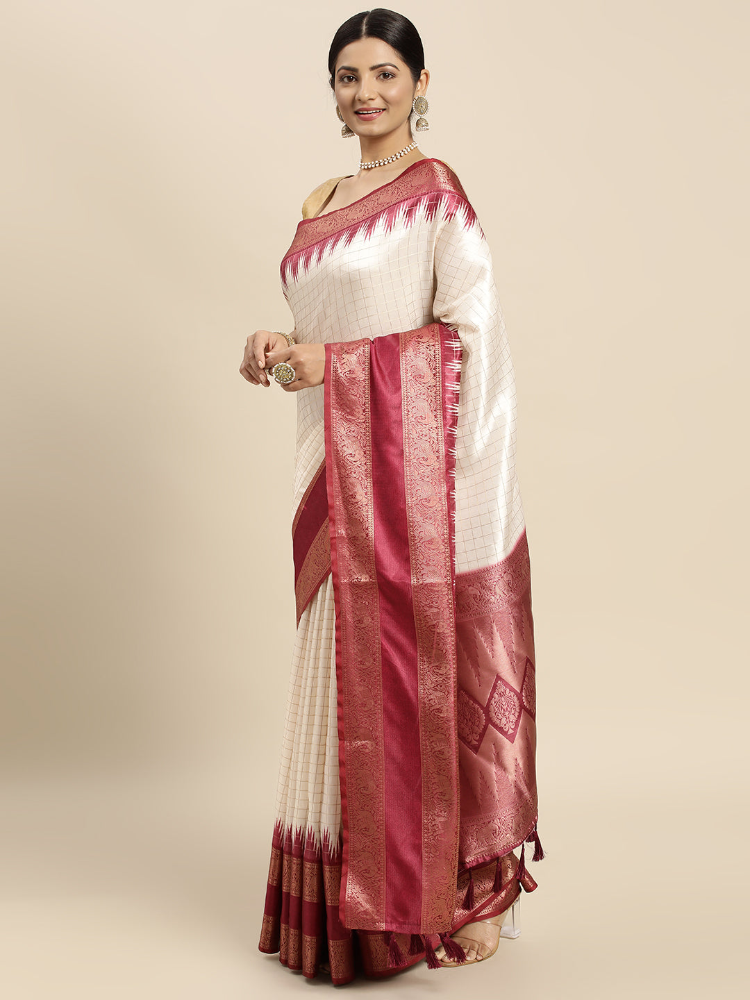  Banarasi Silk Gadwal Pattu Saree With Zari weaving