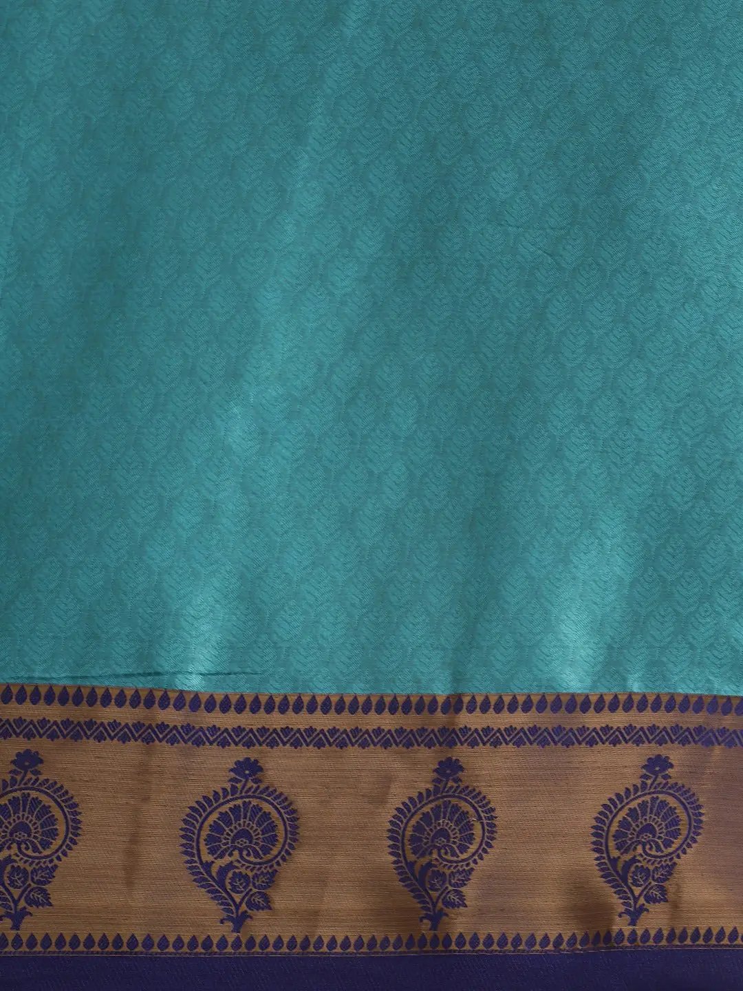 Uppada Cotton Silk Saree With Self Butti