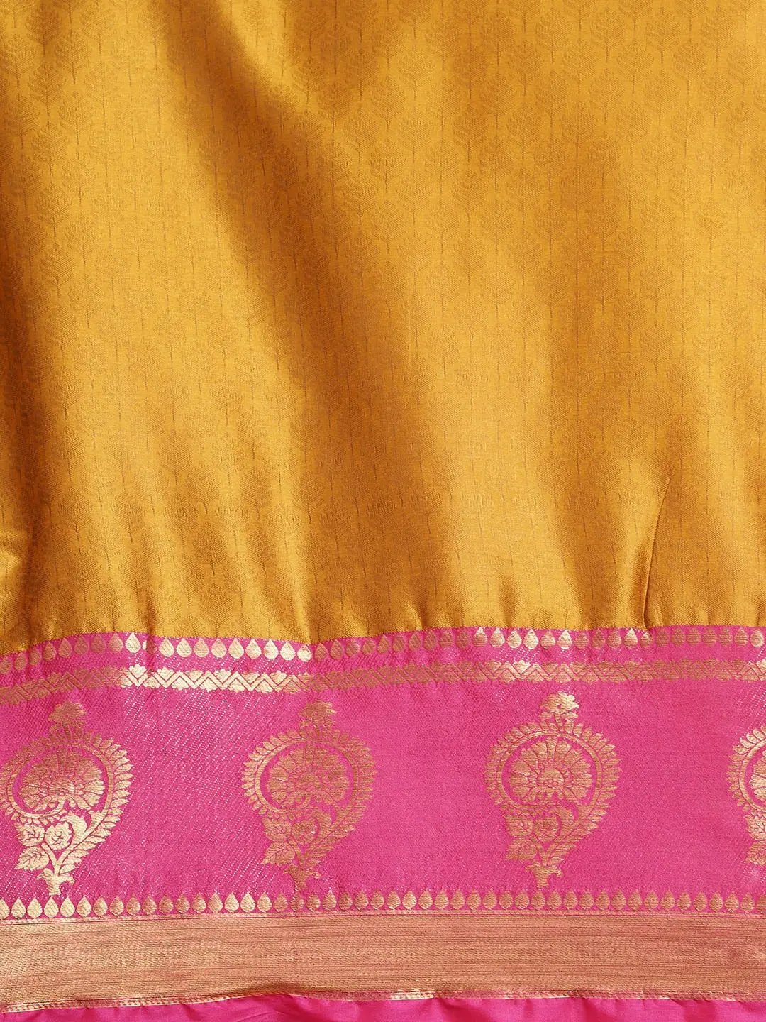 Uppada Cotton Silk Saree With Self Butti