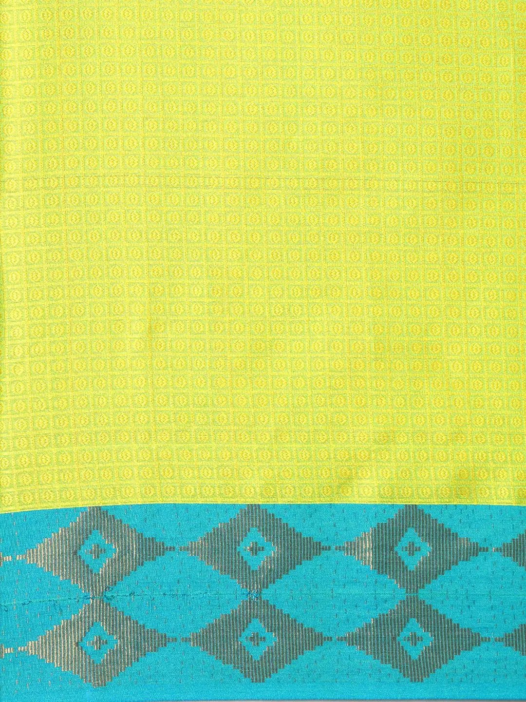 Uppada Cotton Silk Saree With Self Butti Design