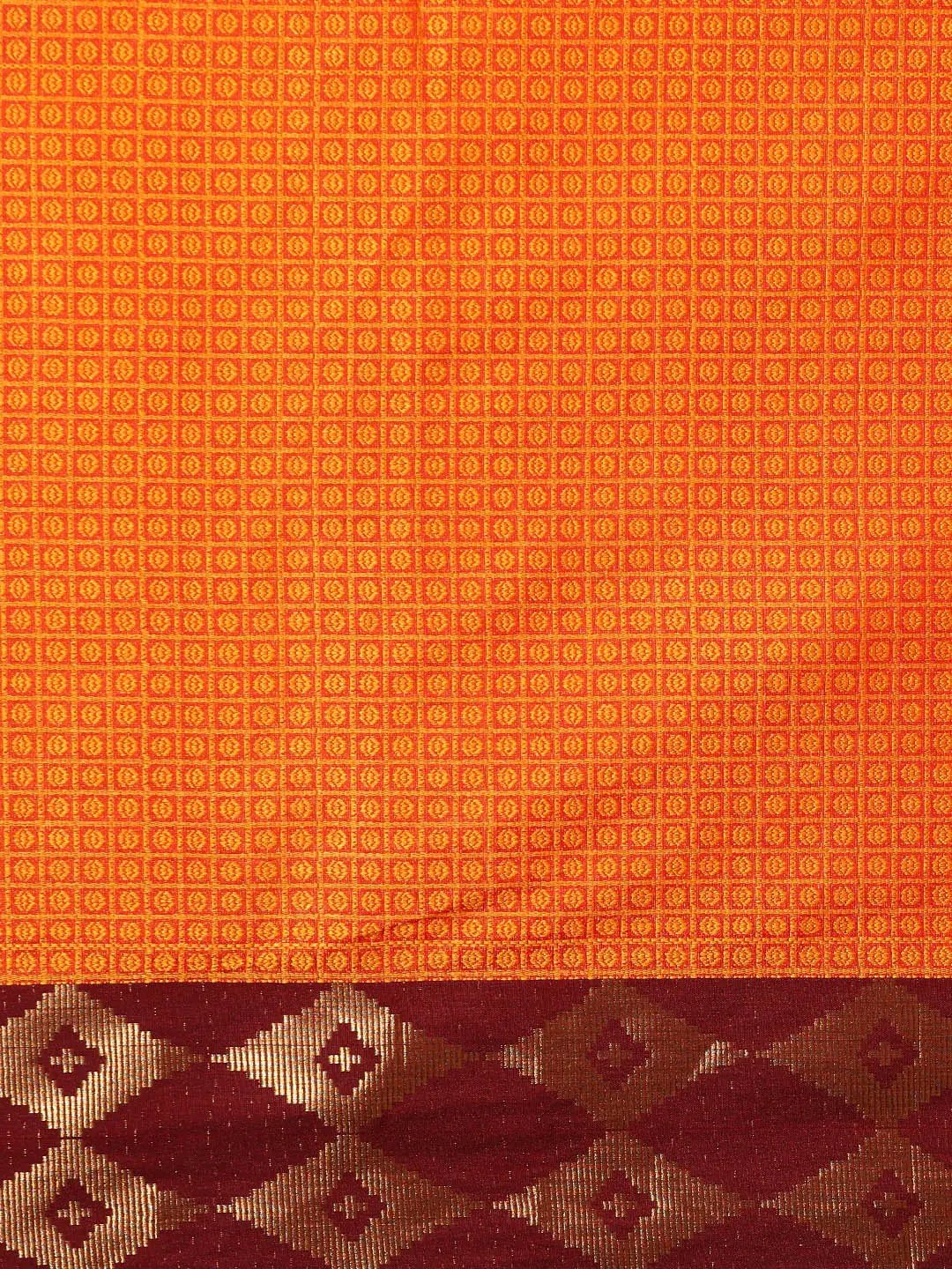 Uppada Cotton Silk Saree With Self Butti Design