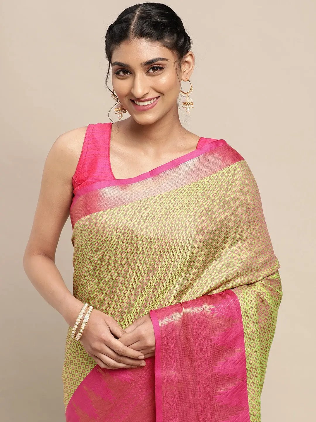 Uppada Cotton Silk Saree With Self Butti