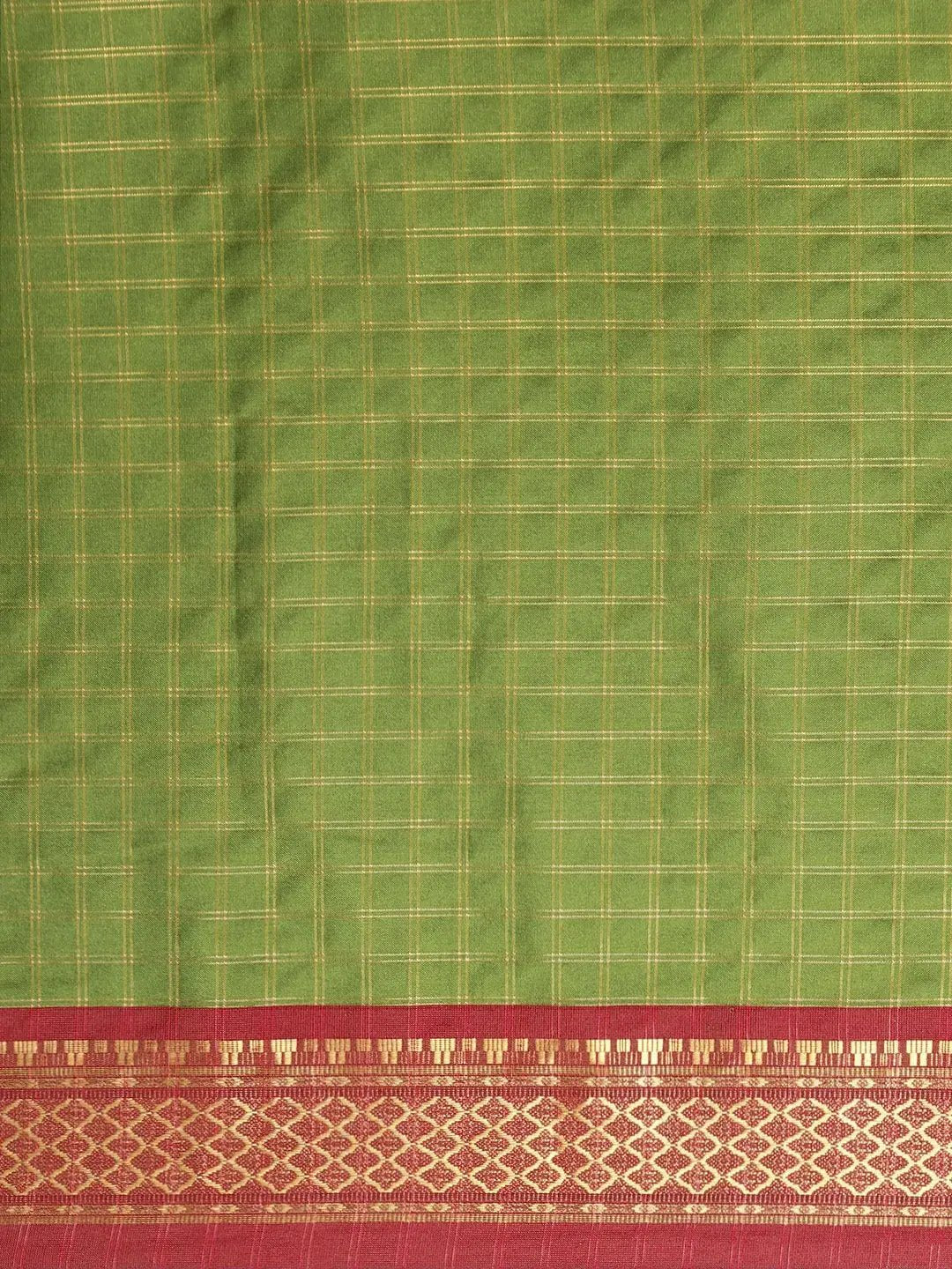 Uppada Cotton Silk Saree With Self Butti