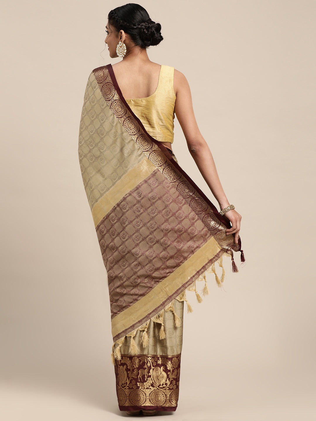 Uppada Cotton Silk Saree With Self Butti