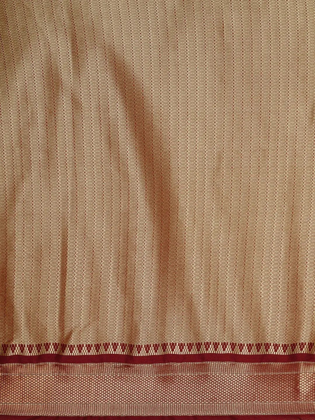 Uppada Cotton Silk Saree With Self Butti