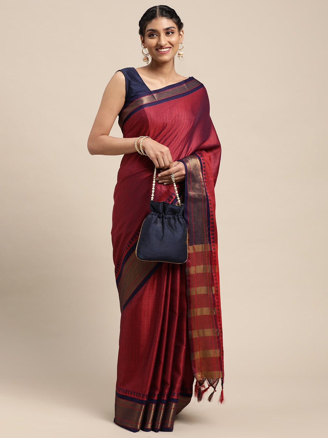 Uppada Cotton Silk Saree With Self Butti