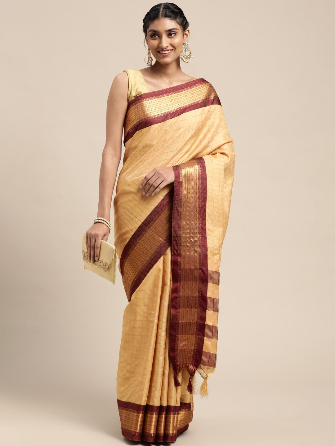 Uppada Cotton Silk Saree With Self Butti