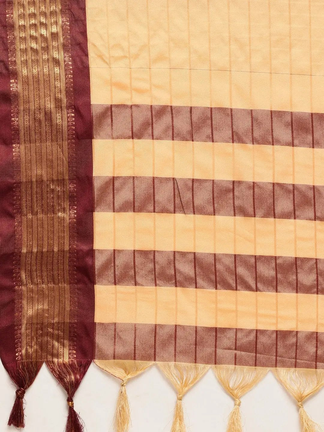 Uppada Cotton Silk Saree With Self Butti