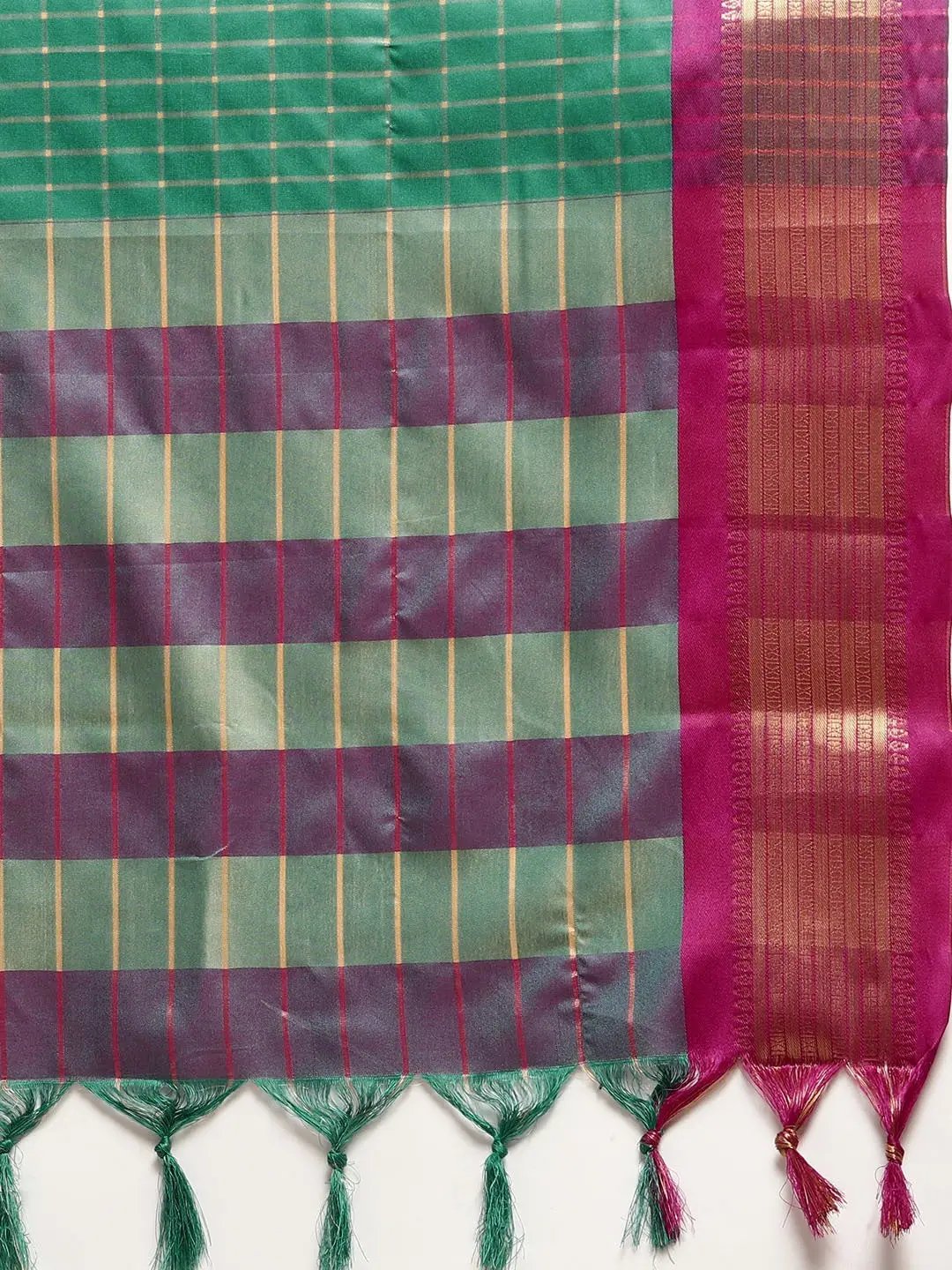 Uppada Cotton Silk Saree With Self Butti