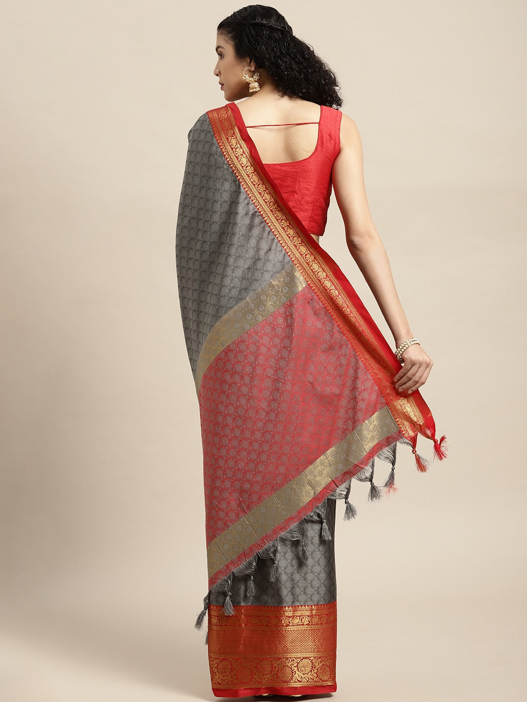 Uppada Cotton Silk Saree With Self Butti