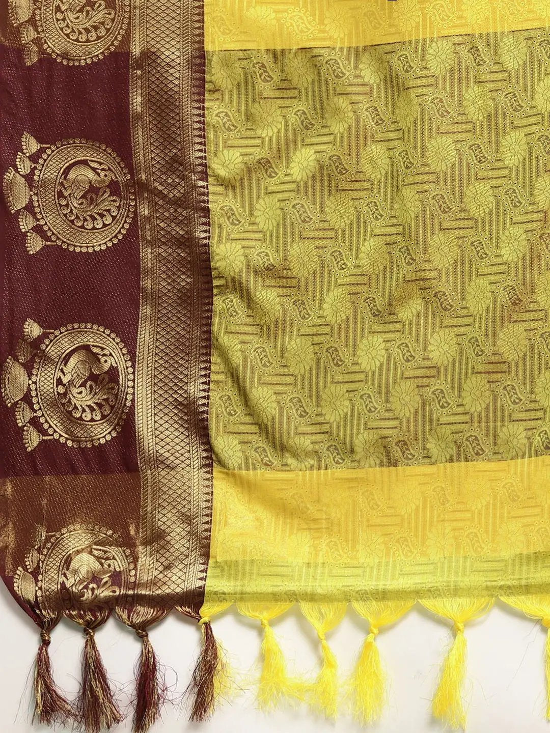 Uppada Cotton Silk Saree With Self Butti