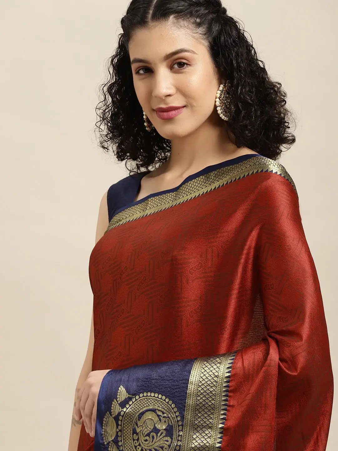 Uppada Cotton Silk Saree With Self Butti