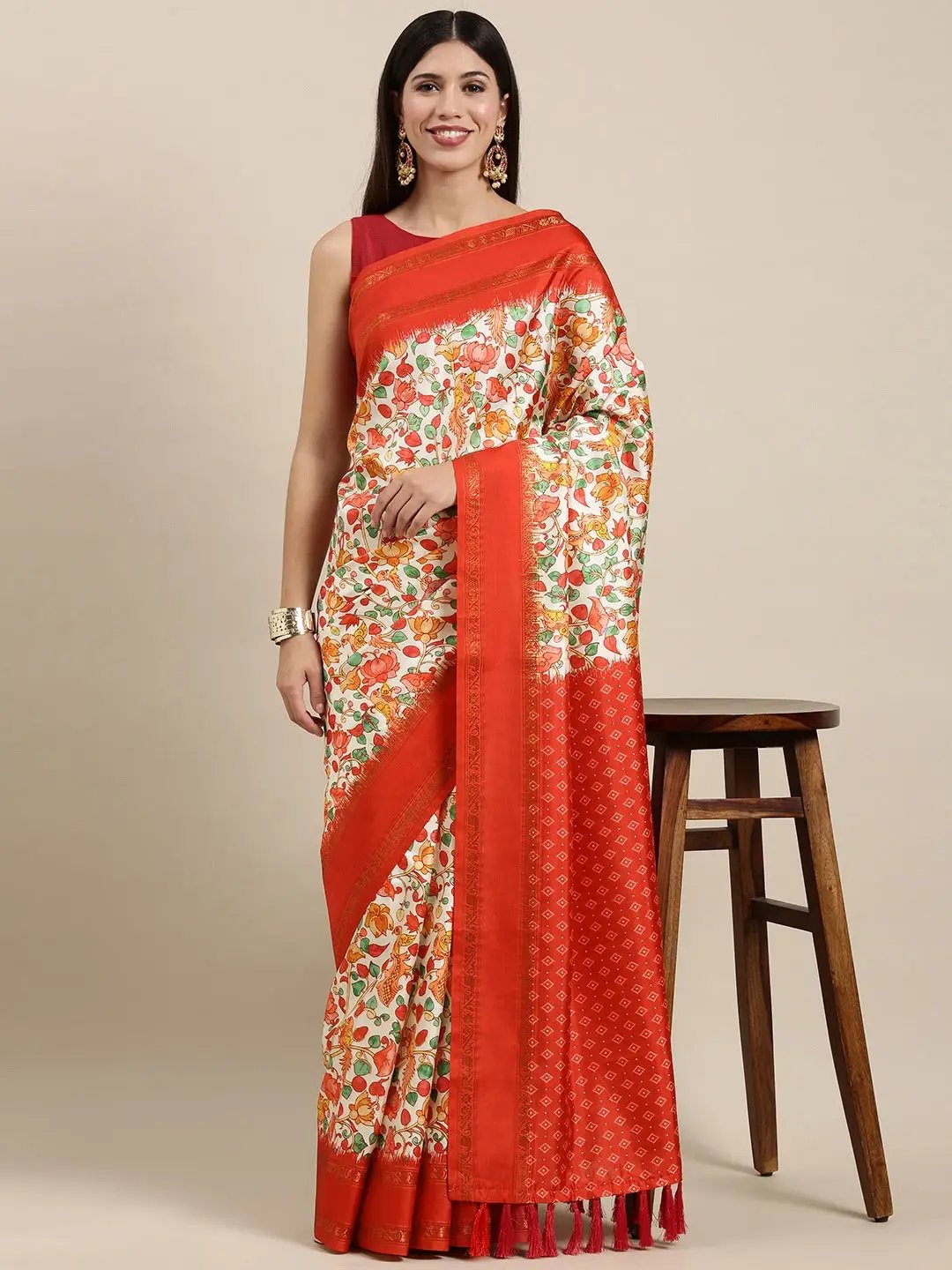 Lastest Flower Digital Print Soft Silk Saree