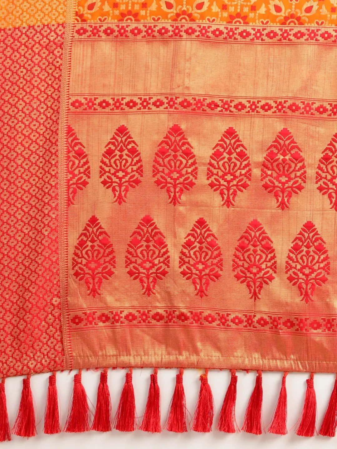 Beautiful Banarasi Patola Silk Saree With Zari Work