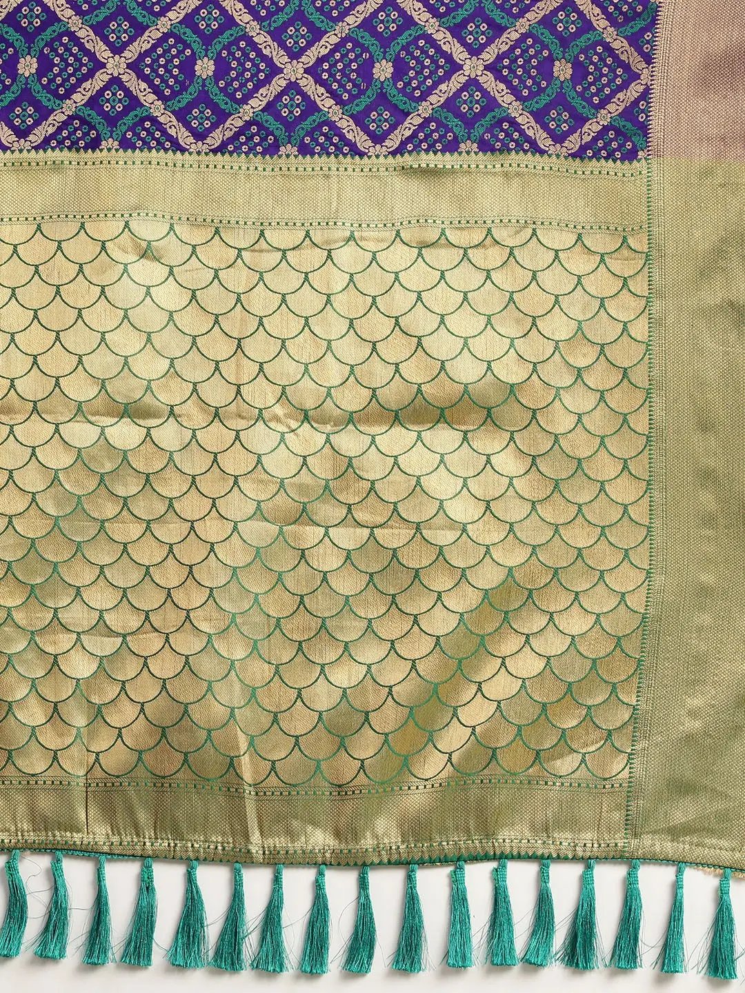  Stylish Banarasi Patola Silk Saree With Zari Work