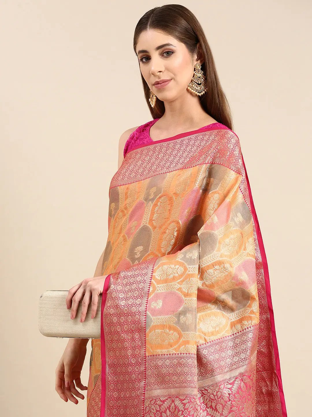 Soft Silk Kanjivaaram Saree With Ethnic Motif Border