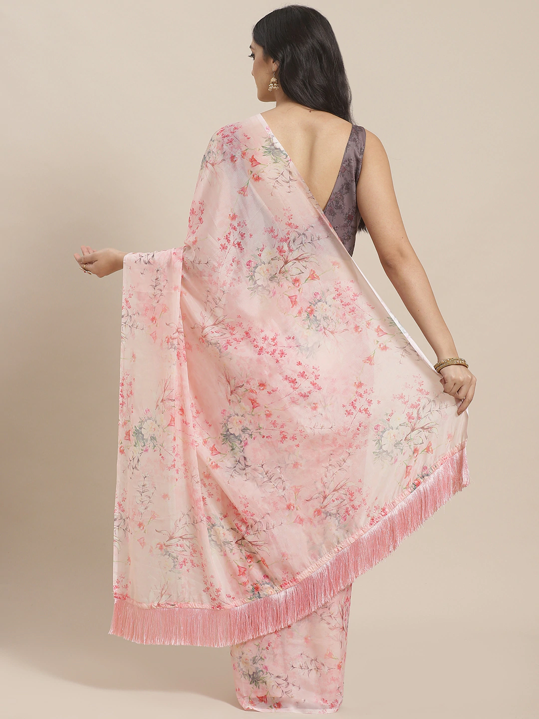 Buy Celebrity Silk Saree with Resham Tassel At Vastranand