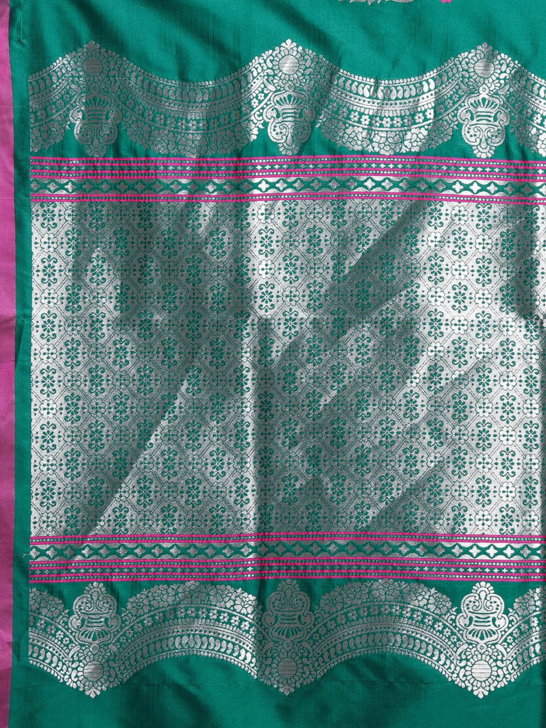 Kanjivaram Rama Colour Silk Blend Saree